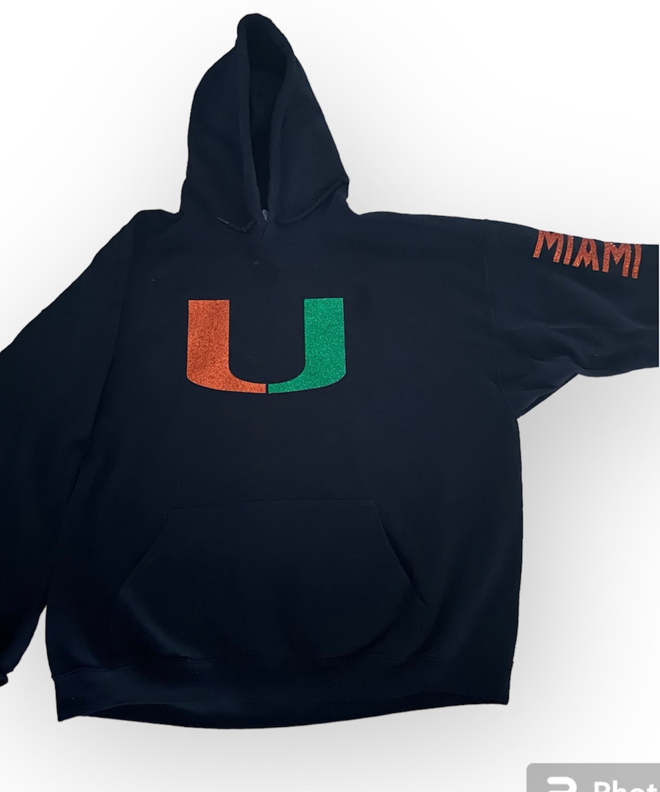 UM Unisex heavy blend hooded sweatshirt.